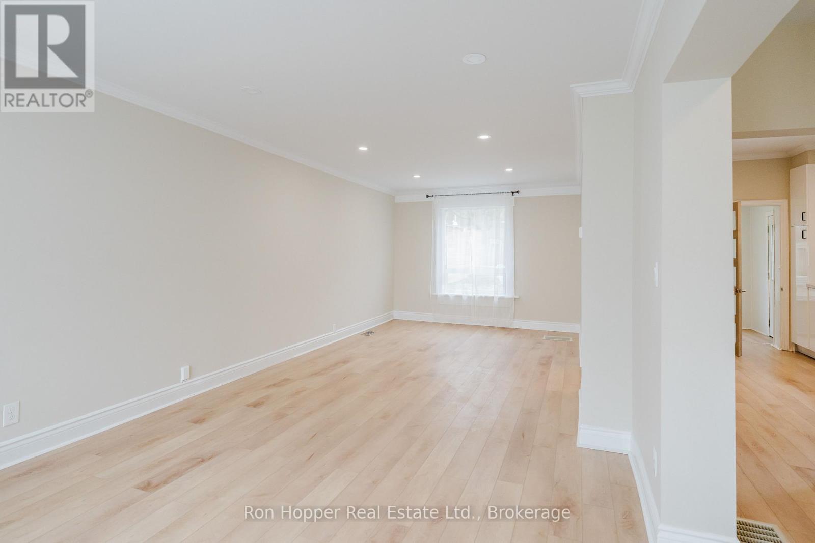 539 4th Avenue E Property Photo 6
