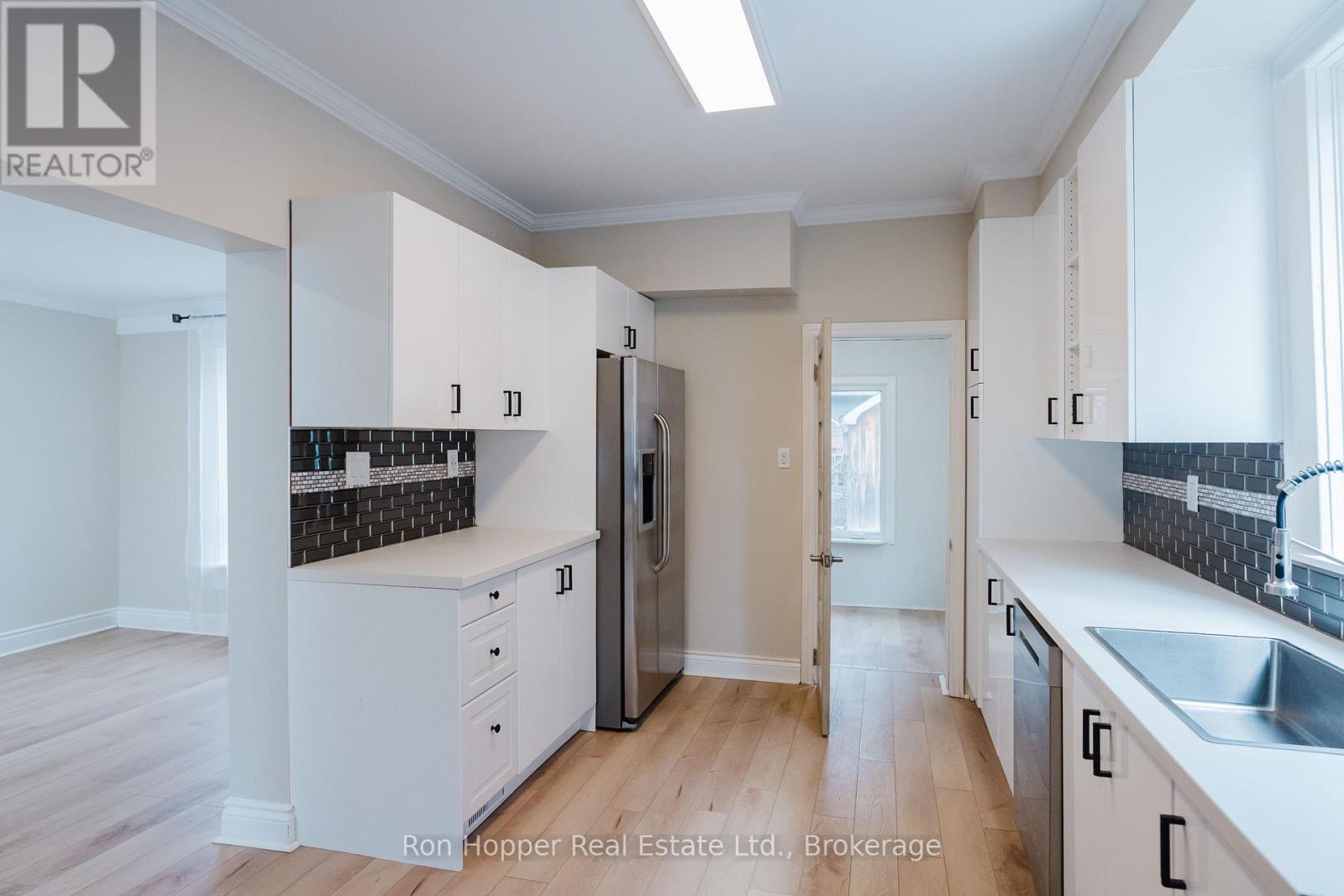 539 4th Avenue E Property Photo 11