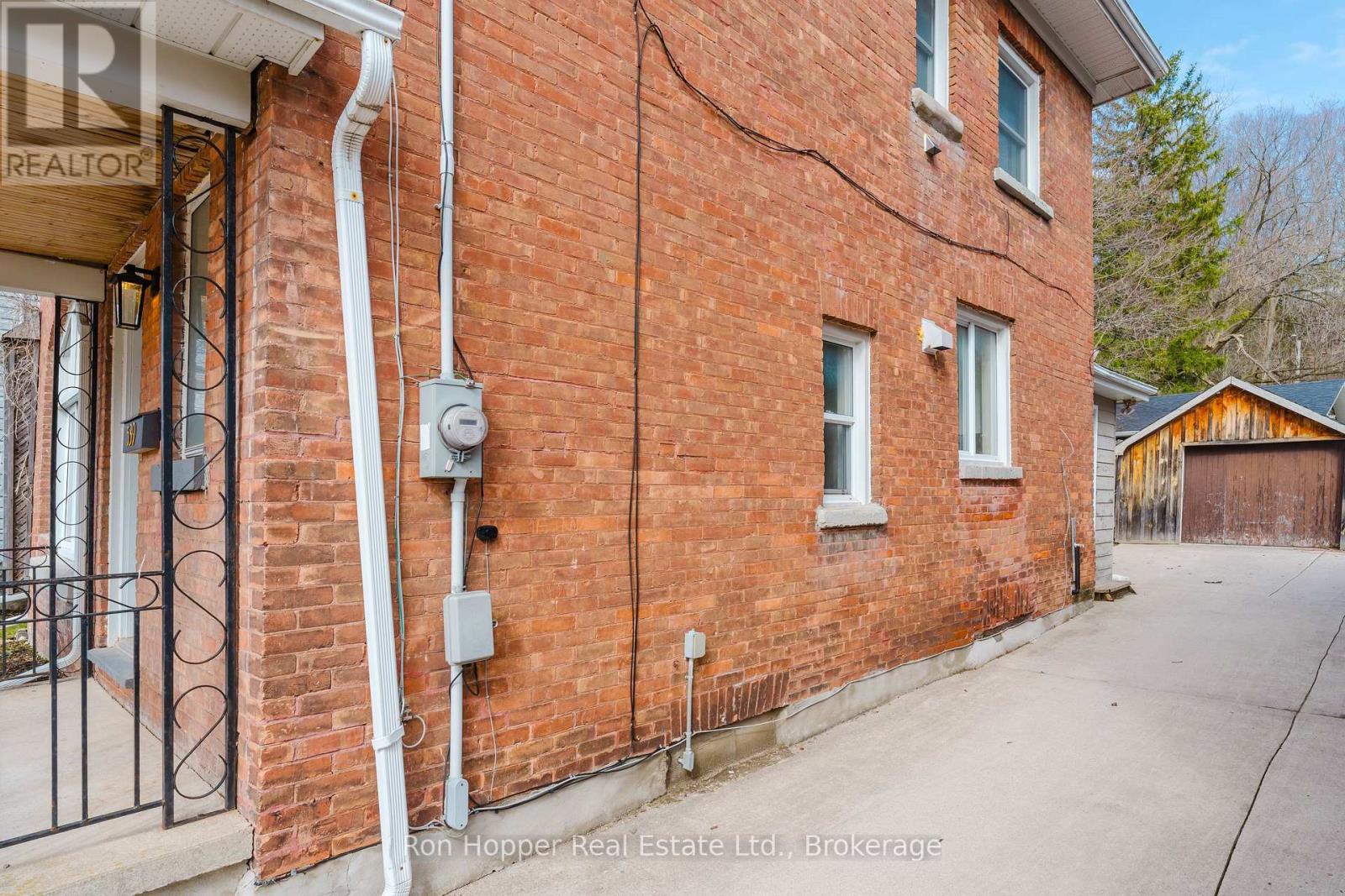 539 4th Avenue E Property Photo 32