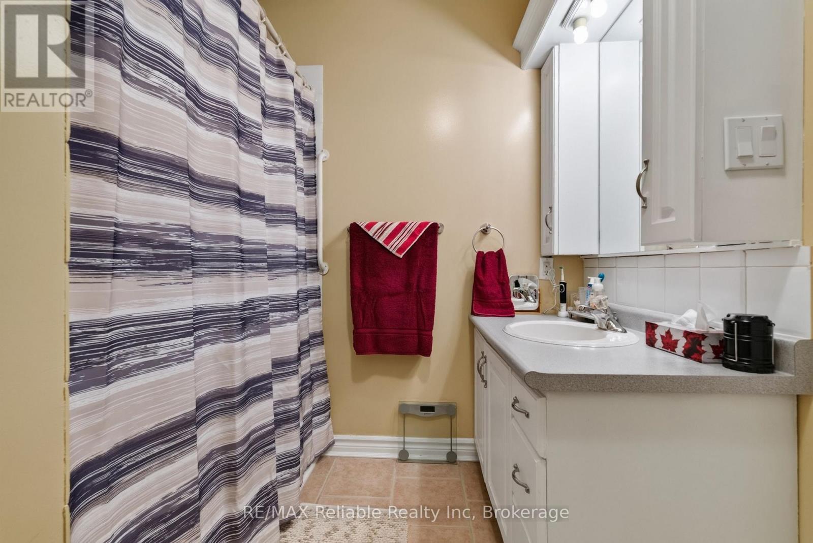 154&156 Princess Street E Property Photo 19