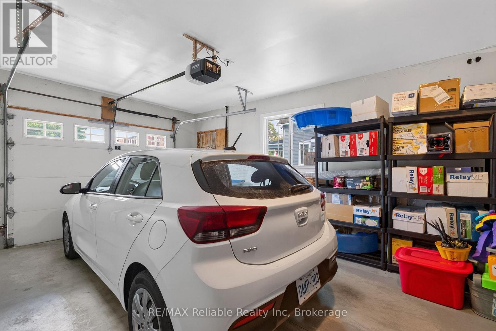 154&156 Princess Street E Property Photo 23