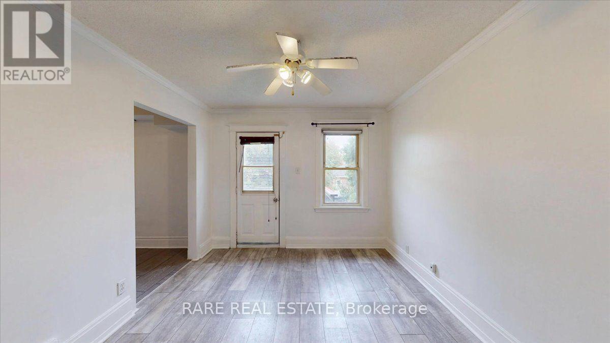 2 - 8 Balsam Avenue N Property Photo 6