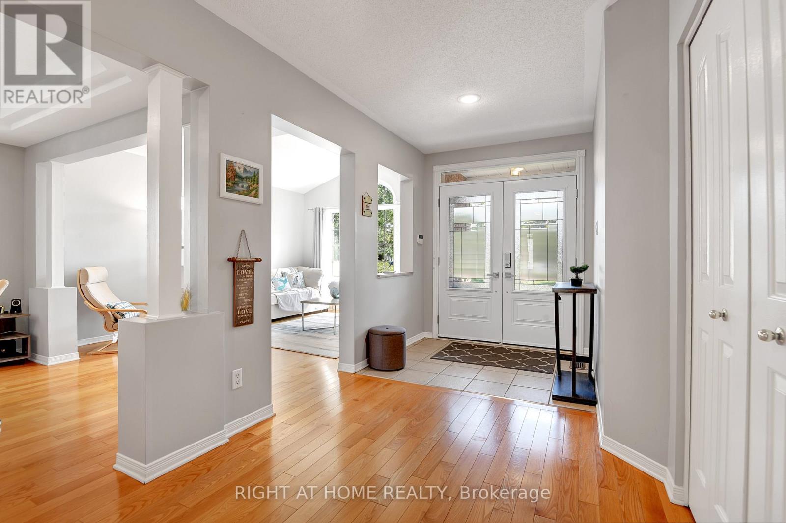 31 Forillon Crescent Property Photo 6