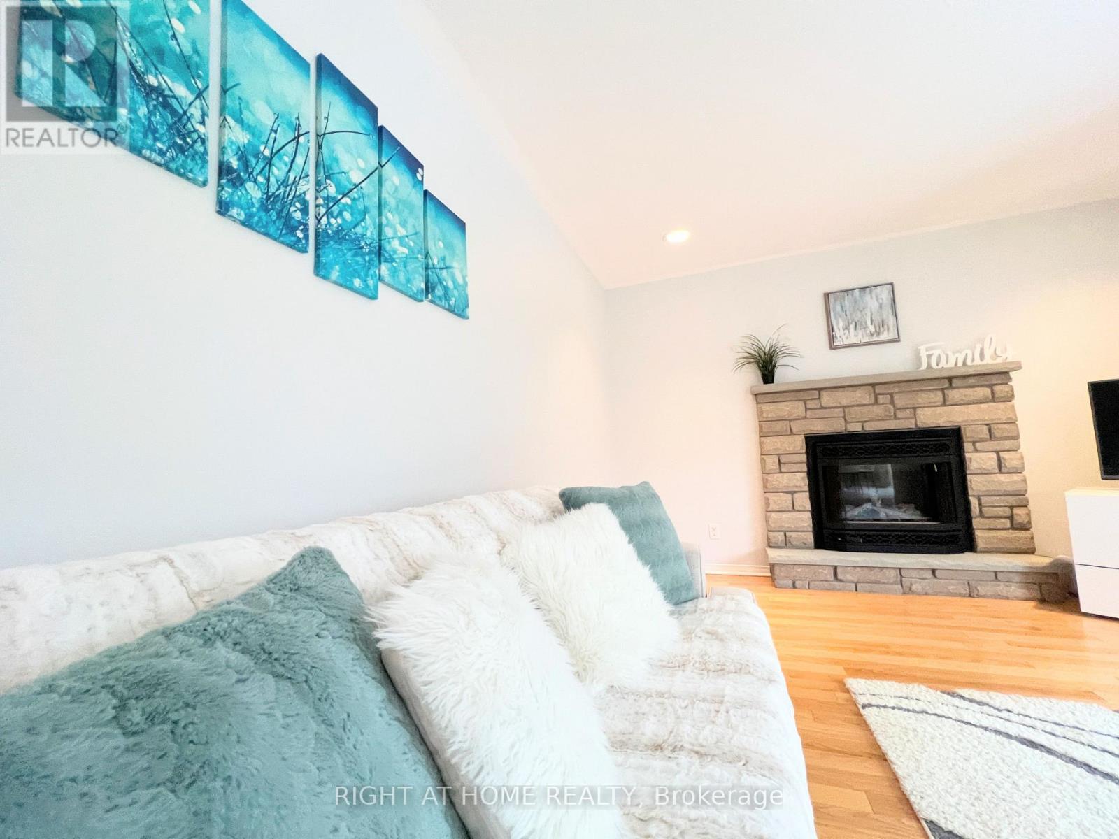 31 Forillon Crescent Property Photo 18