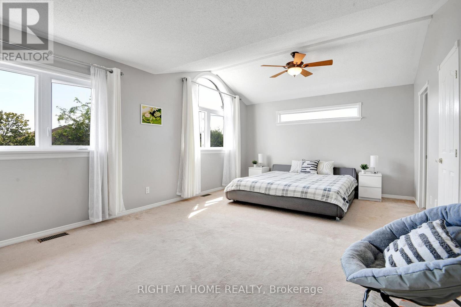 31 Forillon Crescent Property Photo 25