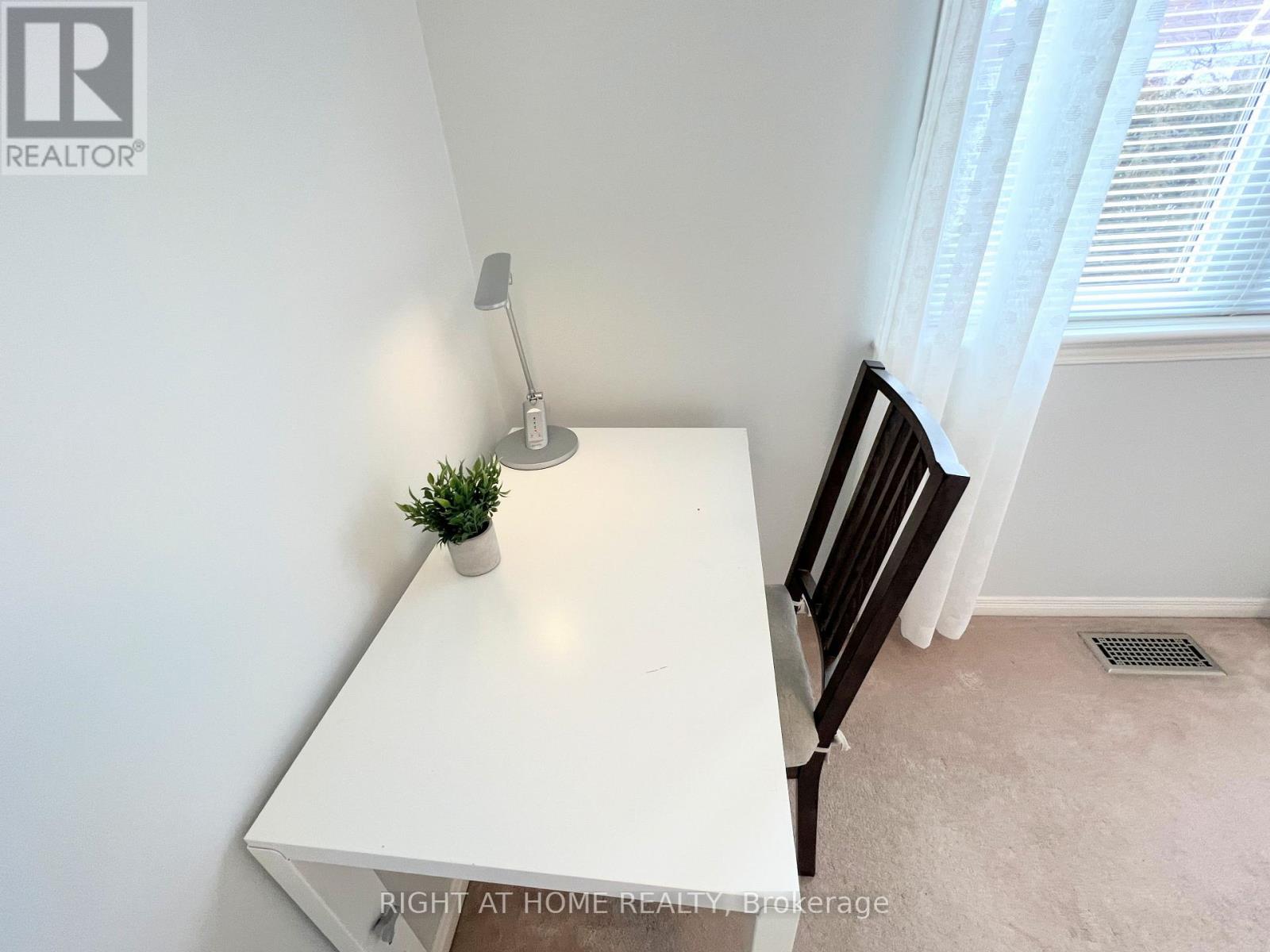 31 Forillon Crescent Property Photo 32