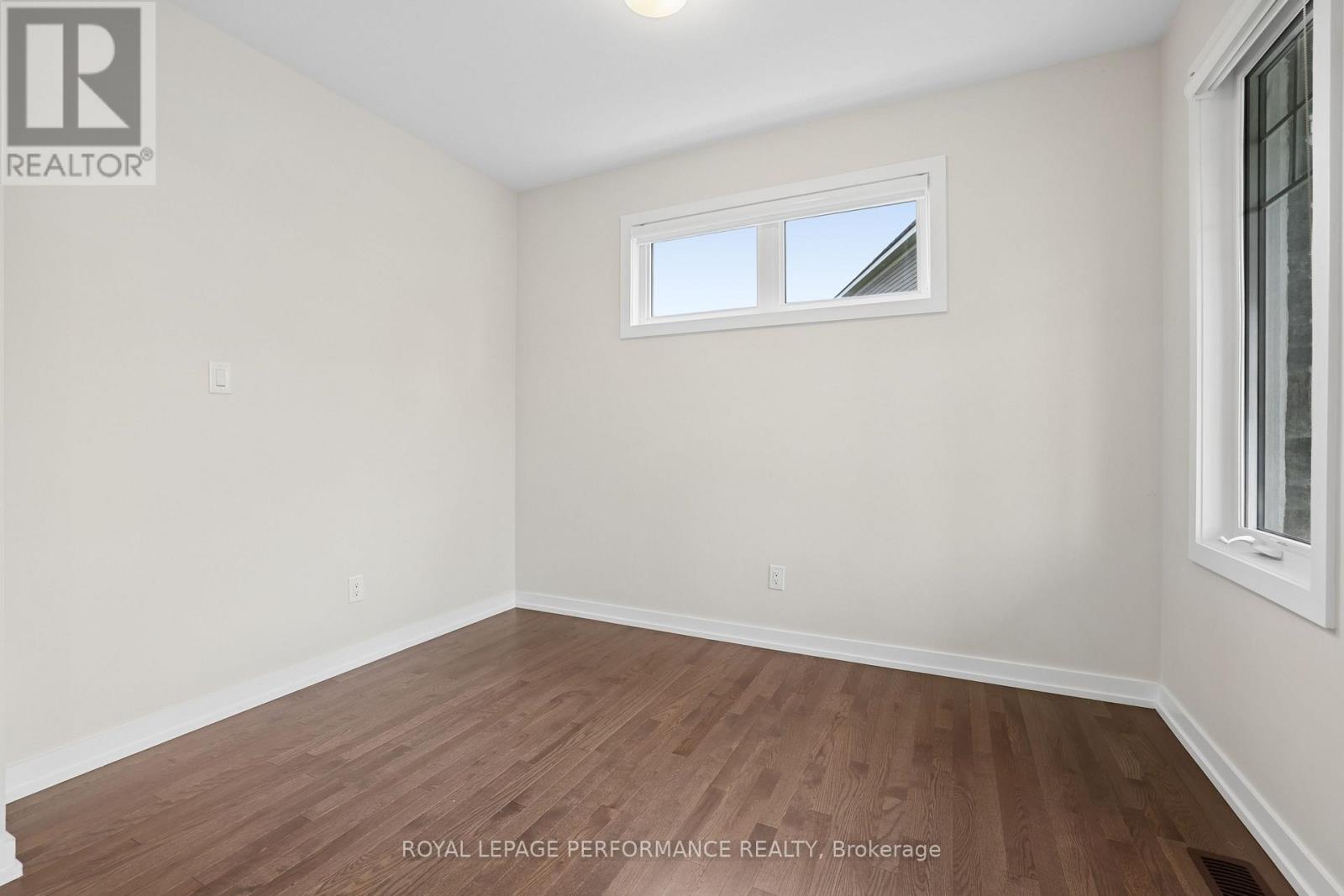 85 Hackamore Crescent Property Photo 7