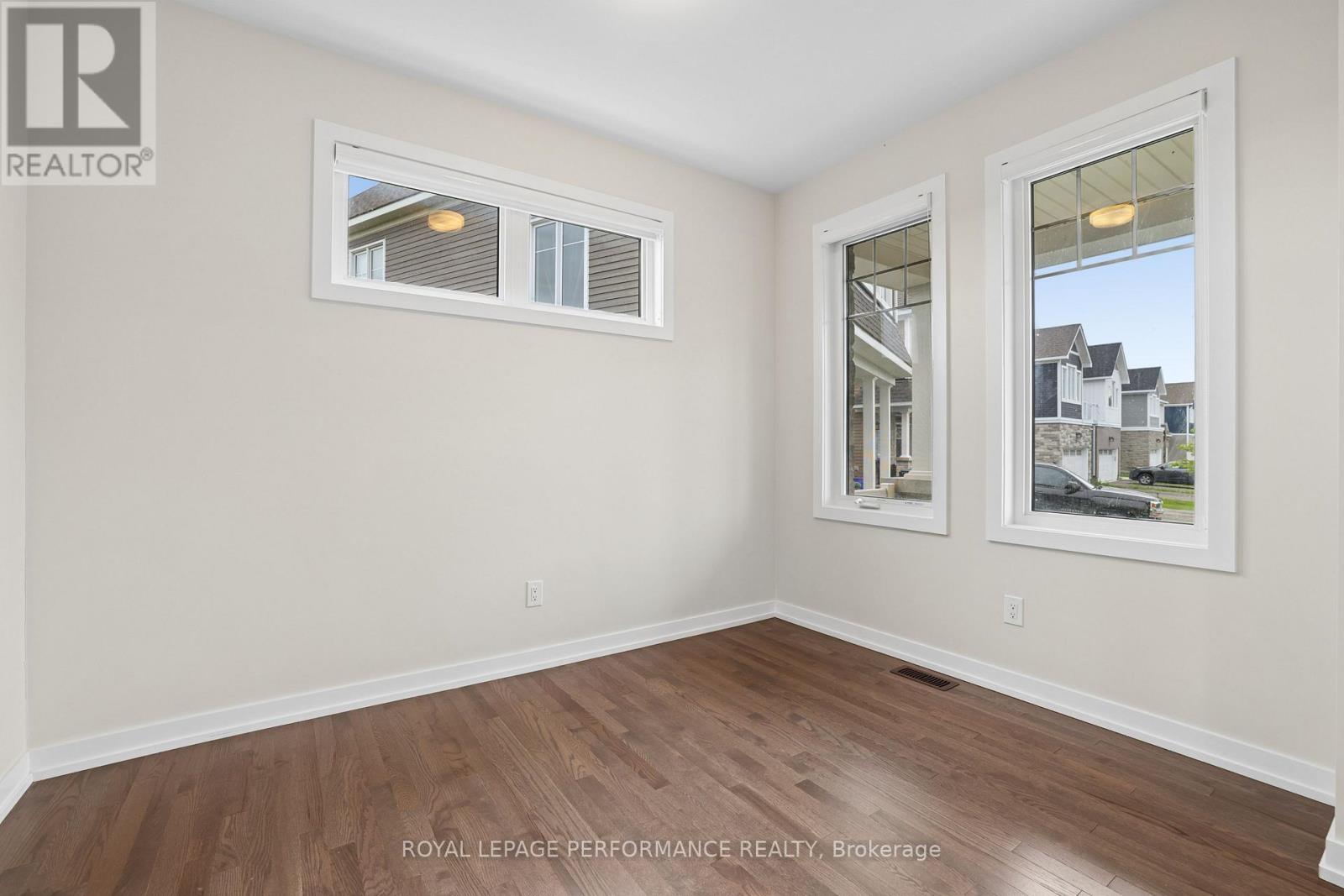 85 Hackamore Crescent Property Photo 8