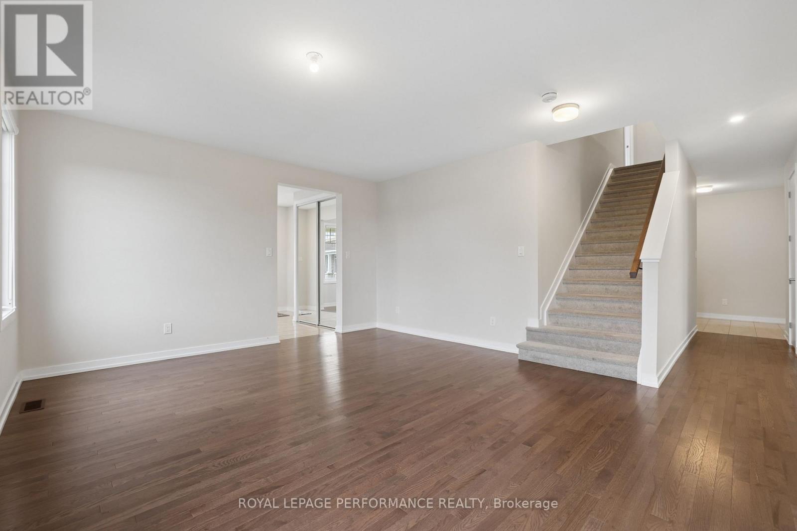 85 Hackamore Crescent Property Photo 10