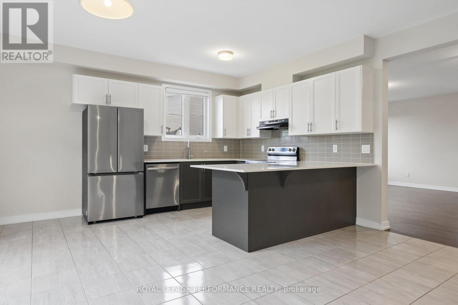 85 Hackamore Crescent Property Photo 14