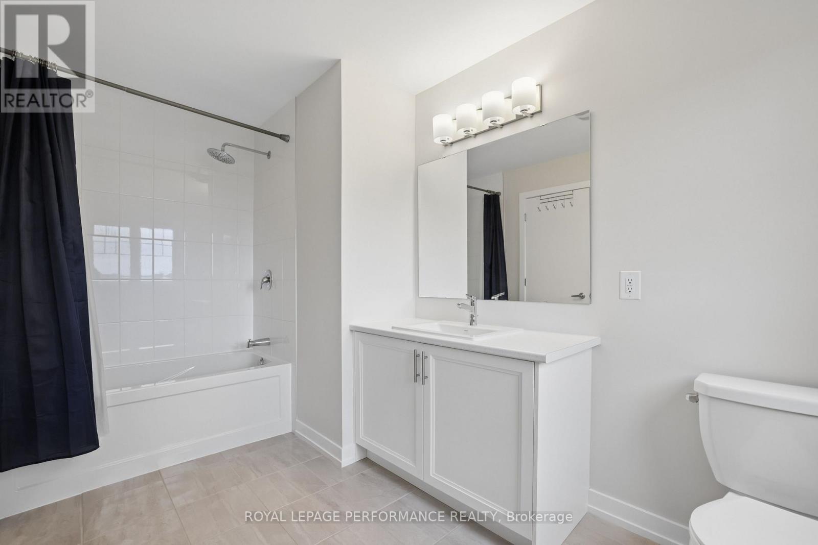 85 Hackamore Crescent Property Photo 25