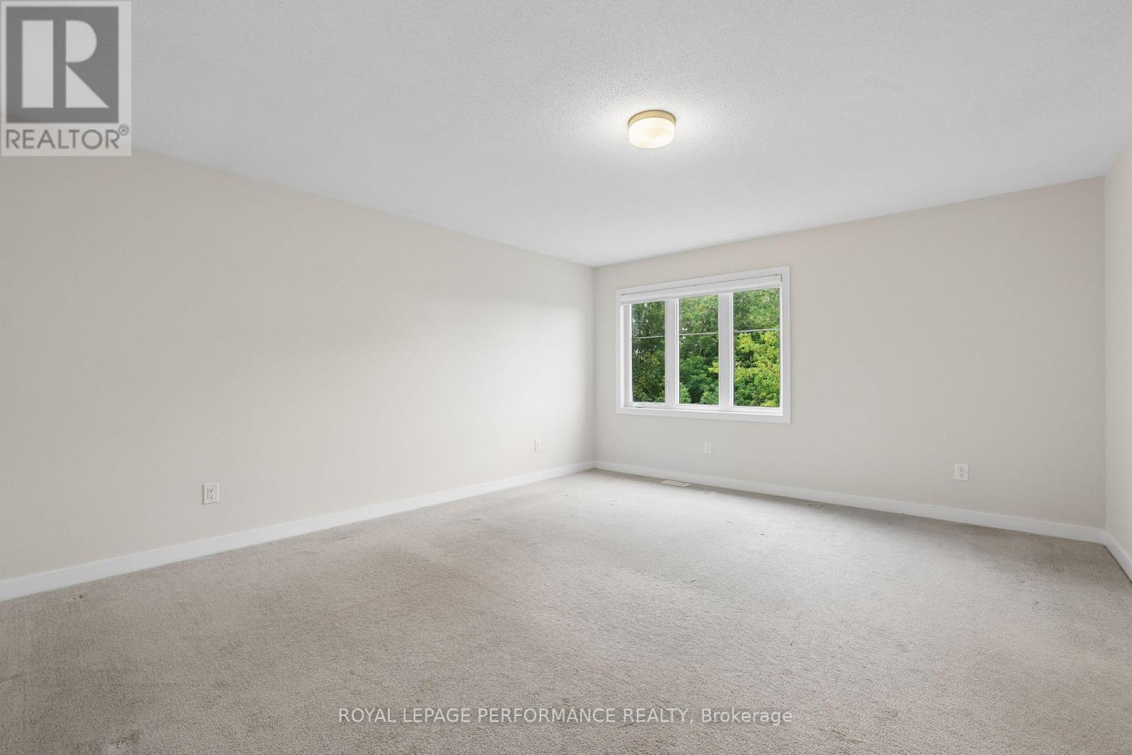 85 Hackamore Crescent Property Photo 26
