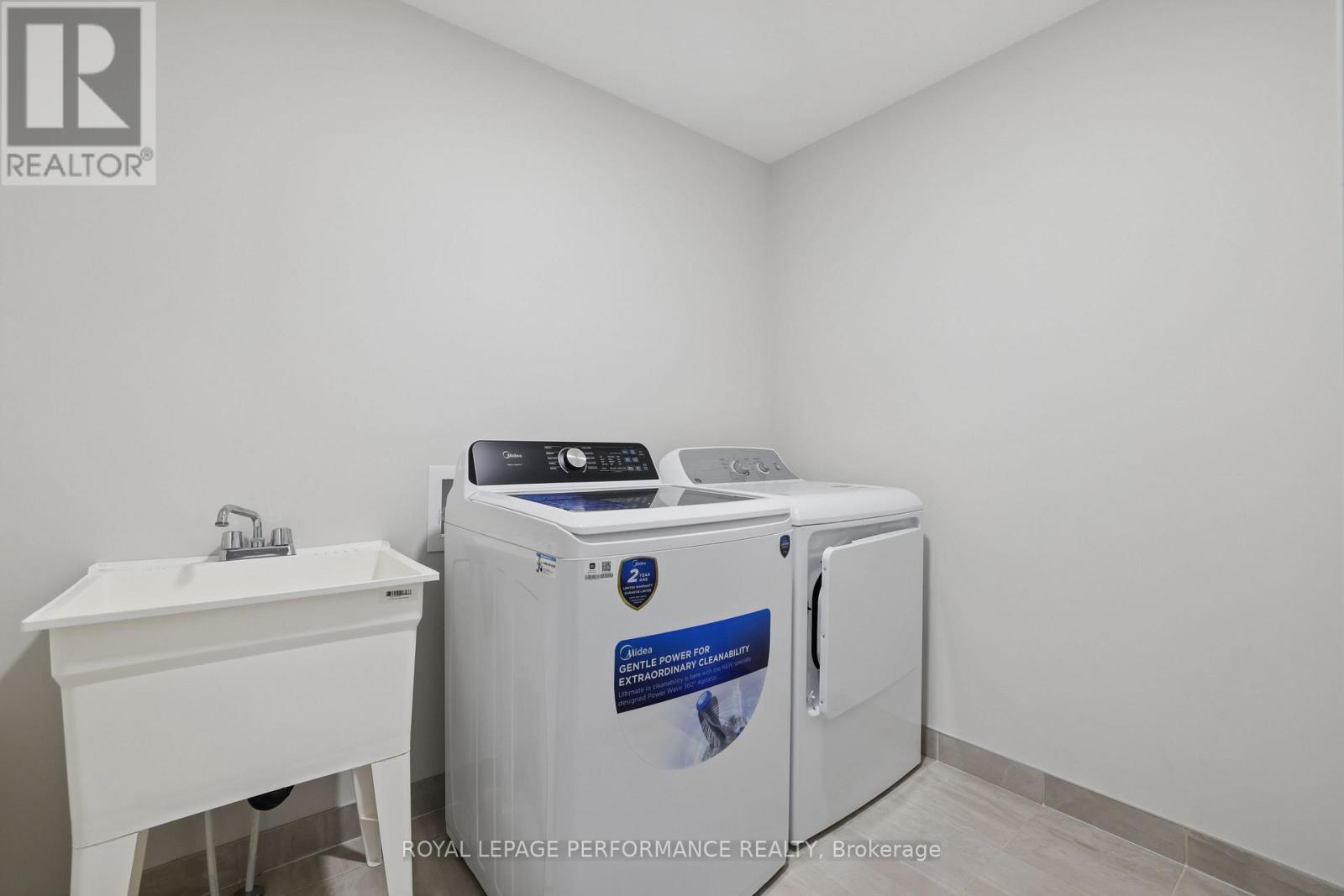 85 Hackamore Crescent Property Photo 29