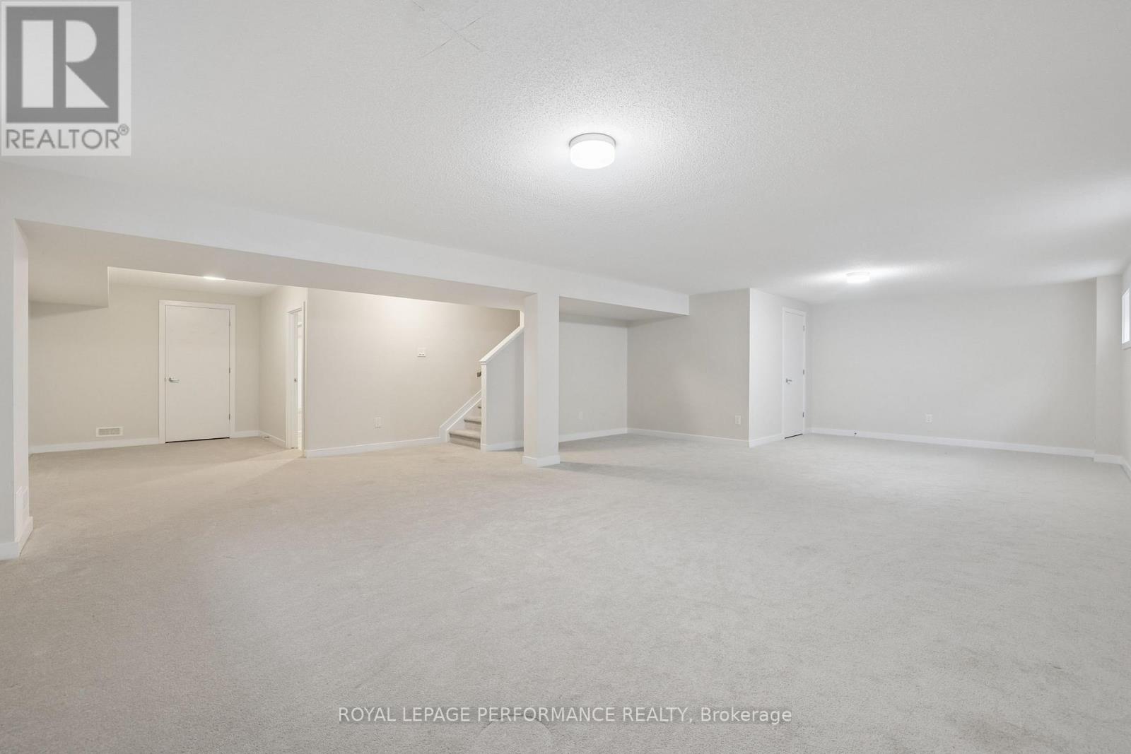 85 Hackamore Crescent Property Photo 37