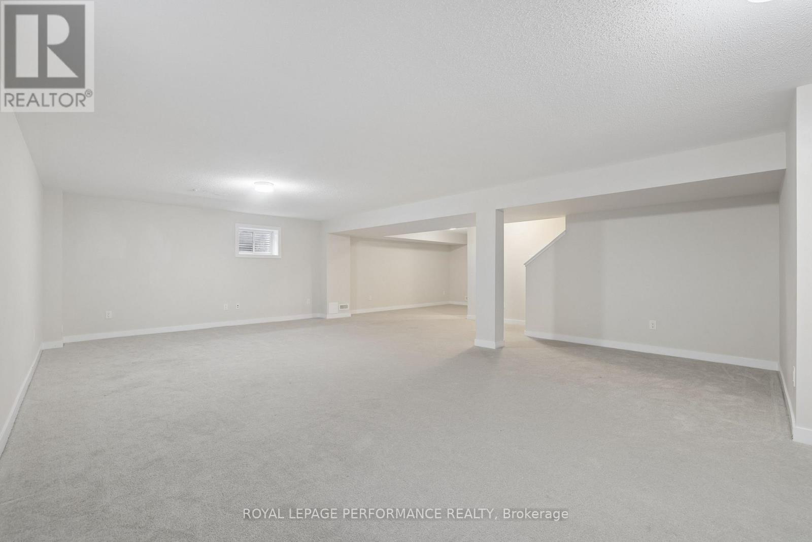 85 Hackamore Crescent Property Photo 38