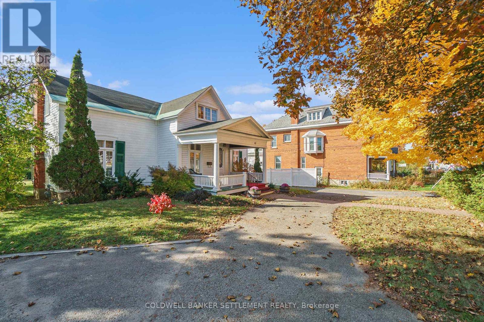 68 Wilson Street W Property Photo 5