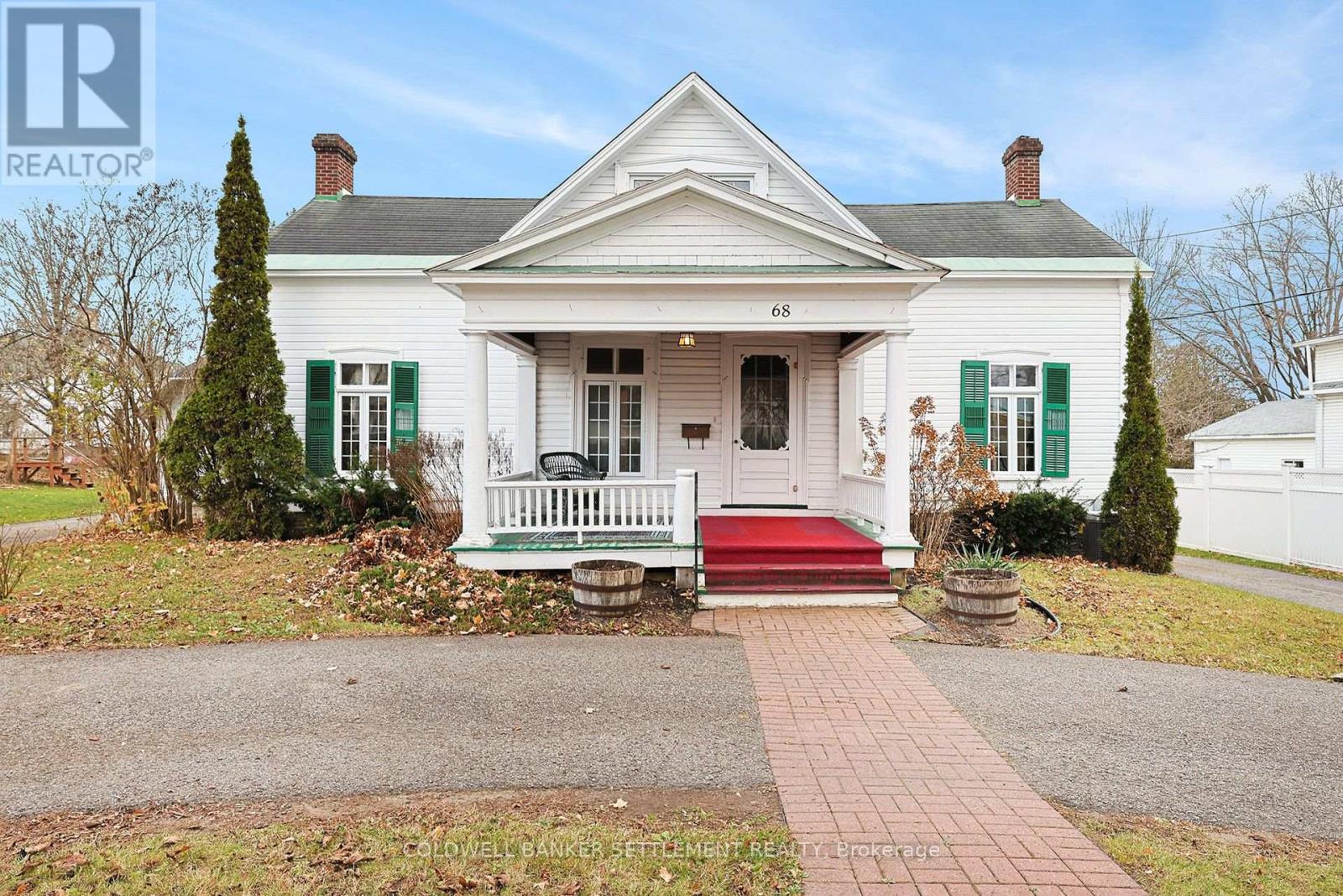 68 Wilson Street W Property Photo 6