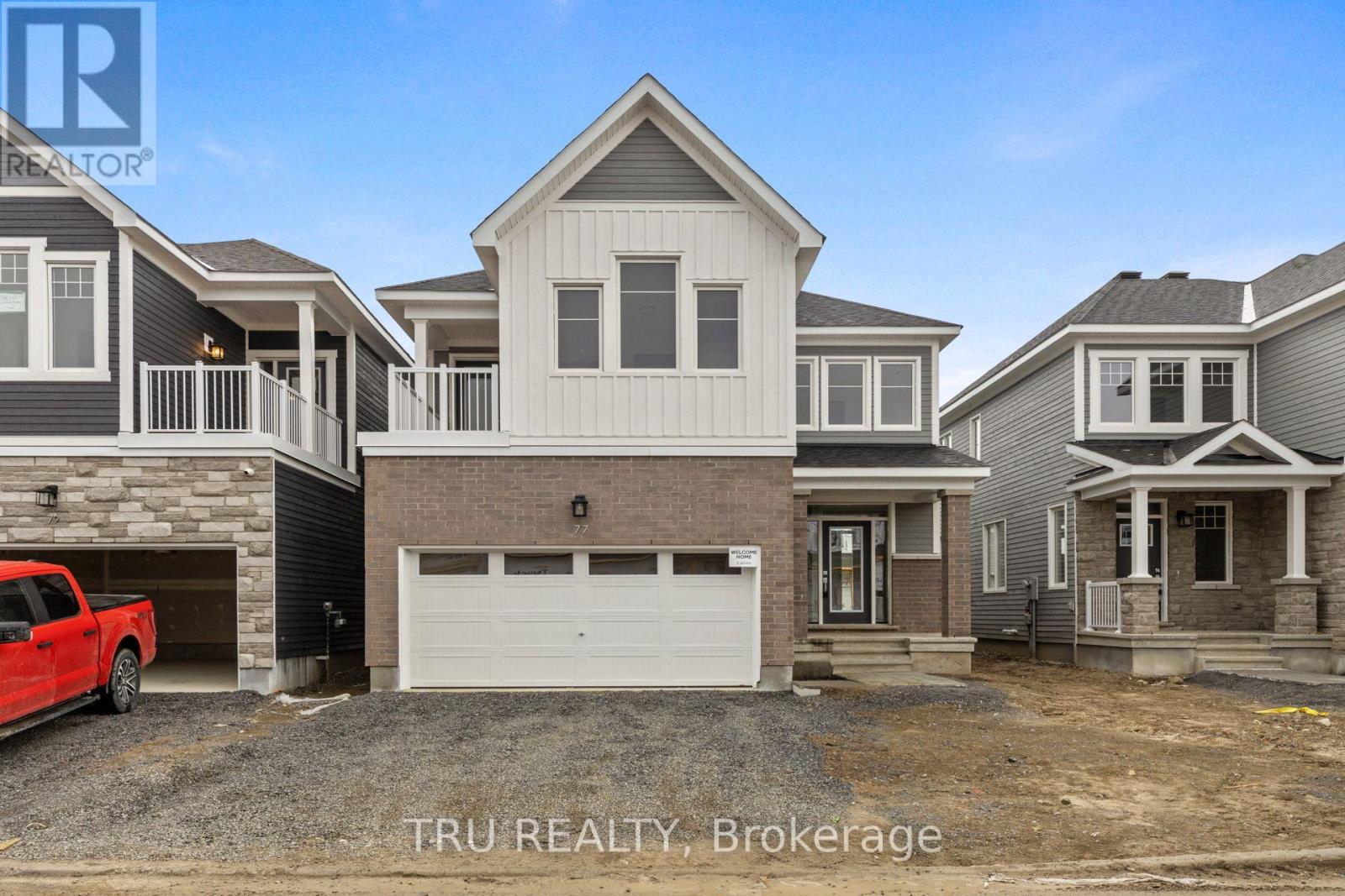 77 Hackamore Crescent Property Photo 3