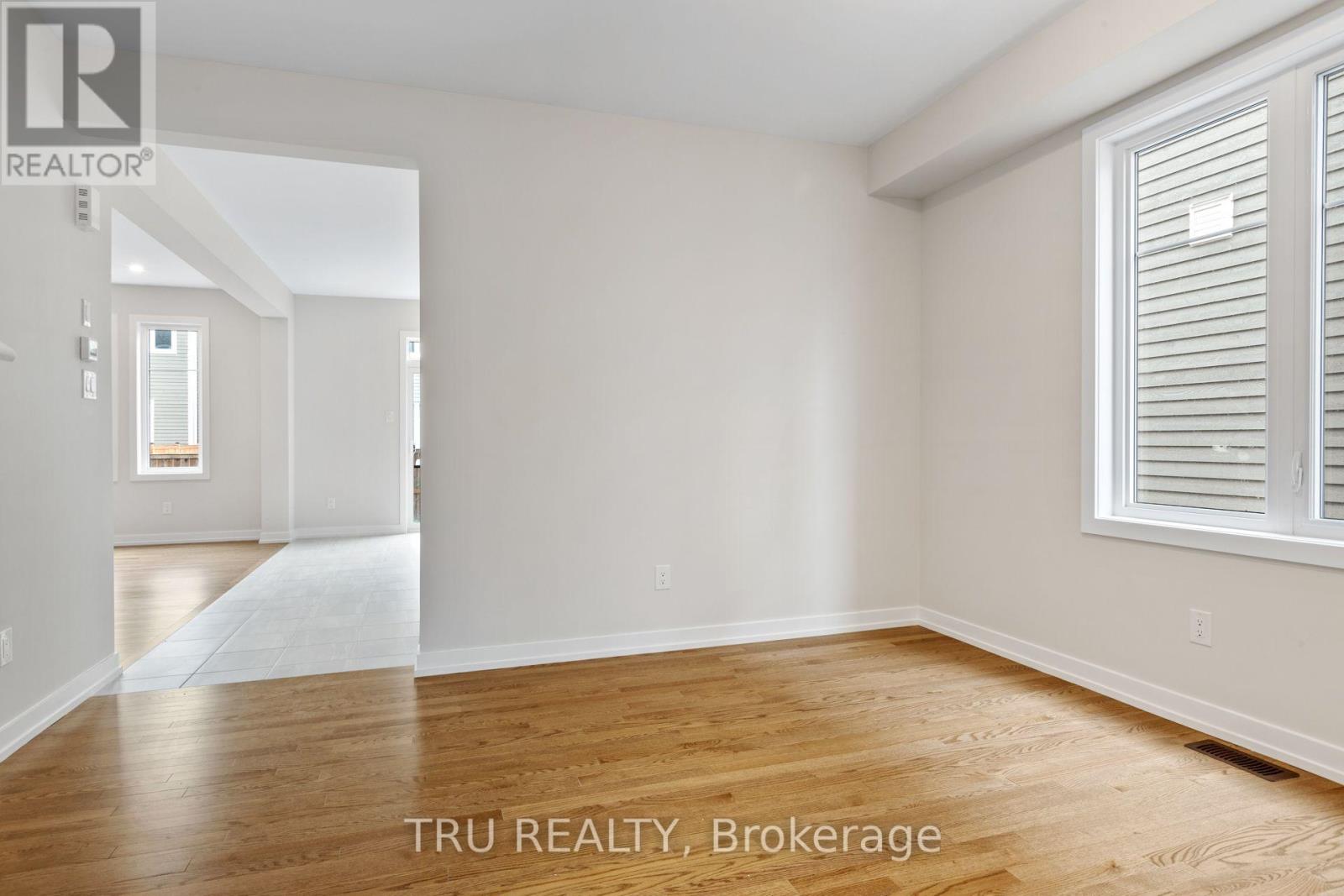 77 Hackamore Crescent Property Photo 7