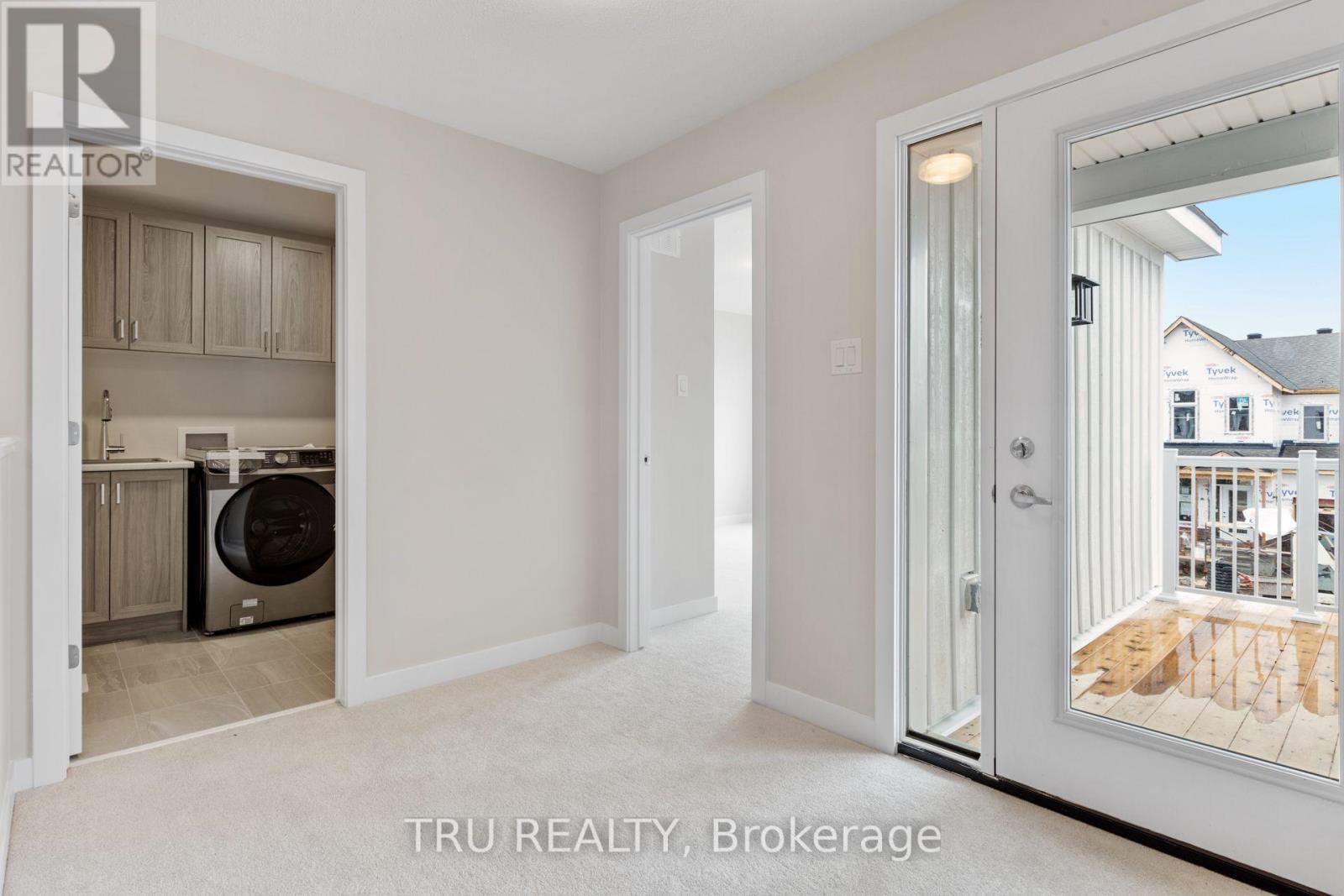 77 Hackamore Crescent Property Photo 18