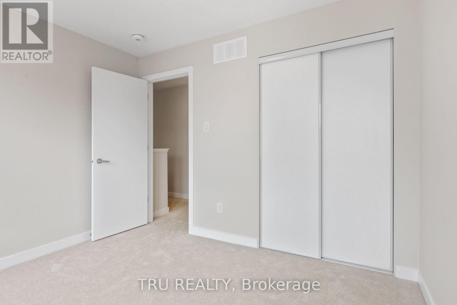 77 Hackamore Crescent Property Photo 30