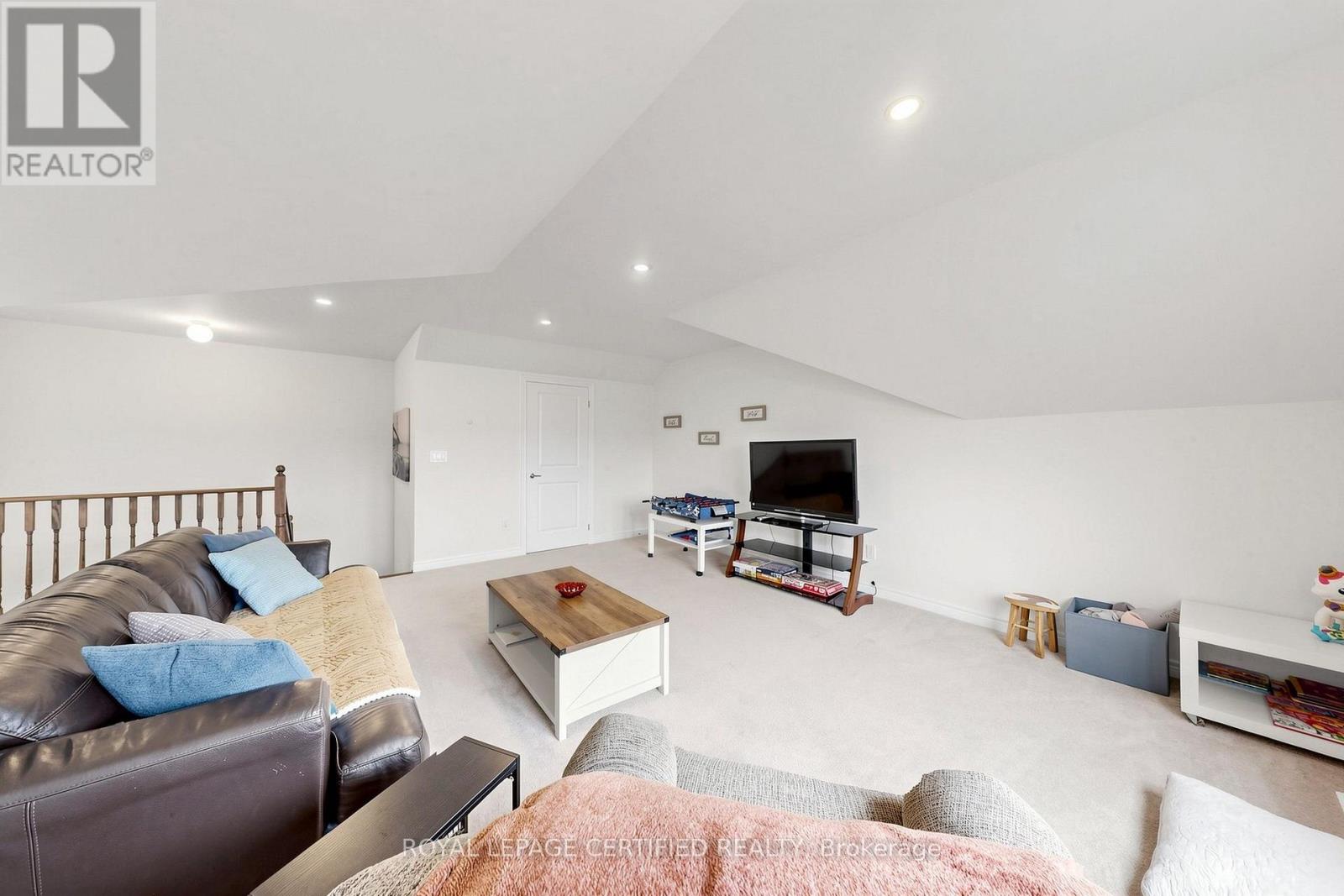 31 Wellers Way Property Photo 35