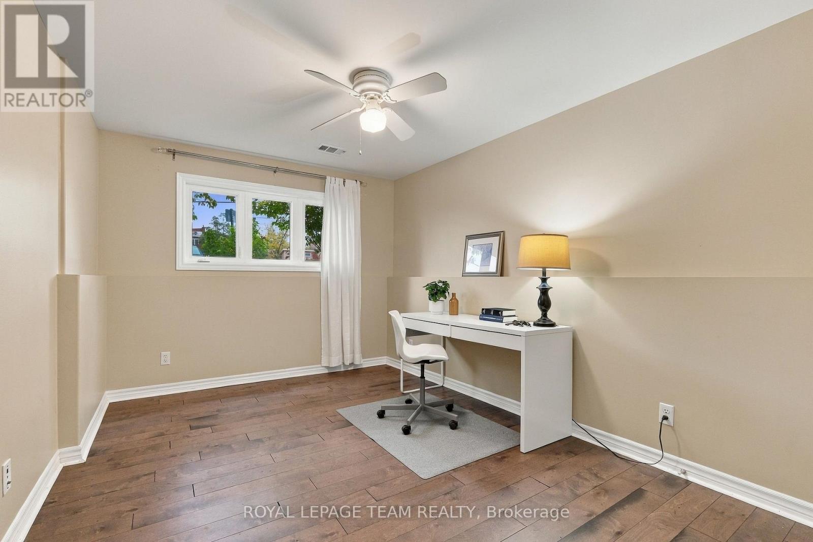 24 Farm Street Property Photo 27