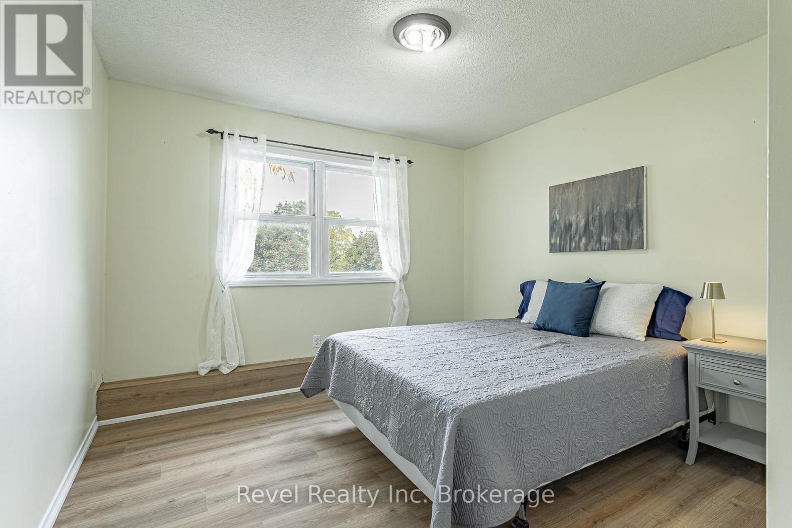 47 - 56 Hiawatha Road Property Photo 14