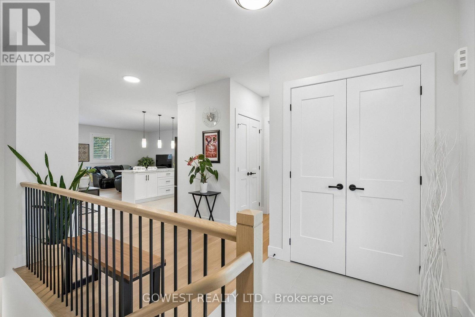 23 - 2797 Red Maple Avenue Property Photo 7