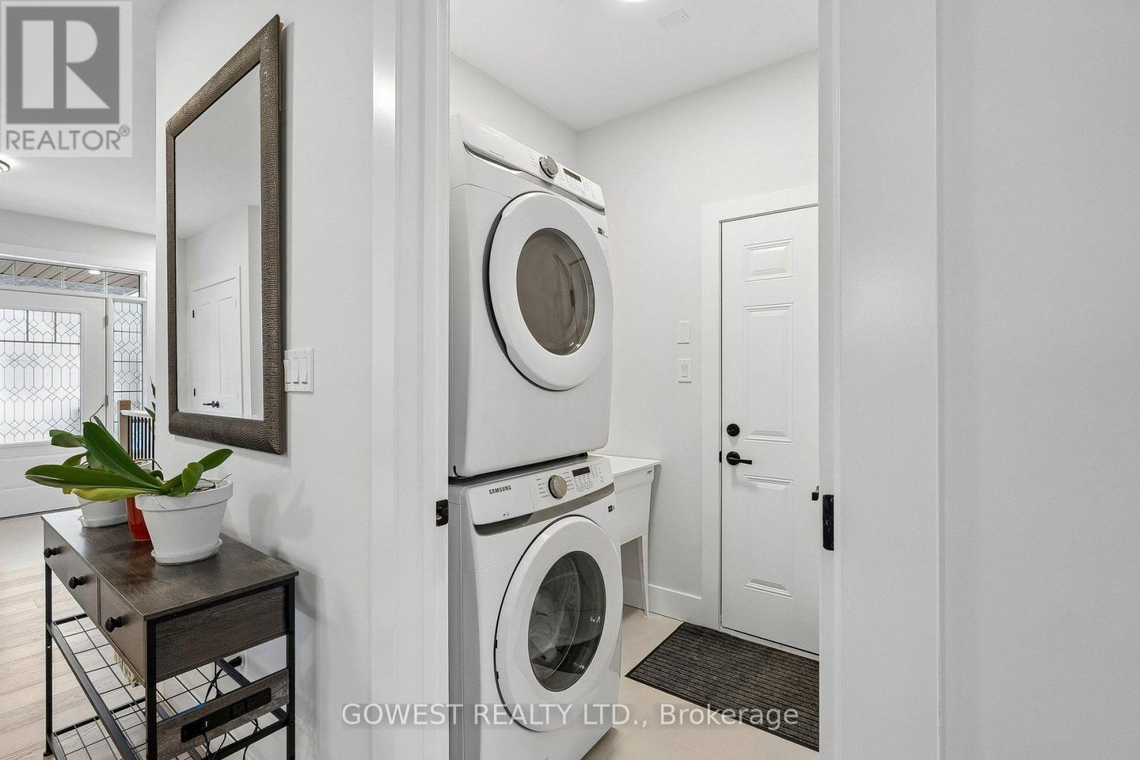 23 - 2797 Red Maple Avenue Property Photo 21