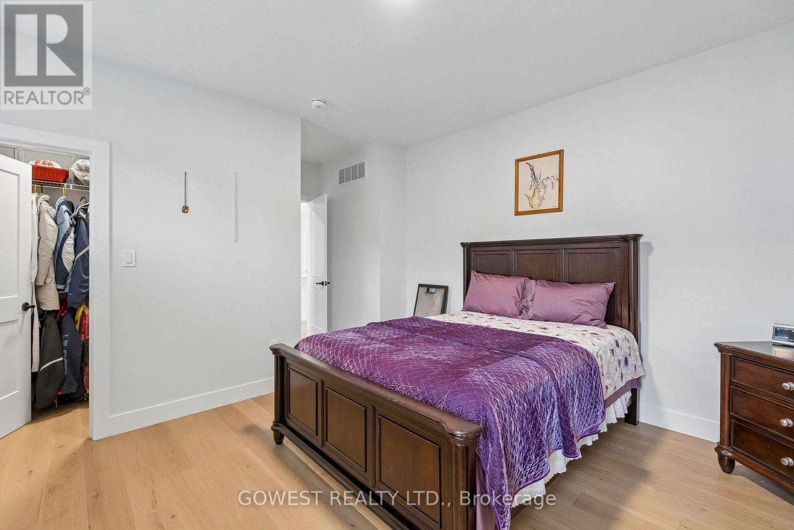 23 - 2797 Red Maple Avenue Property Photo 27