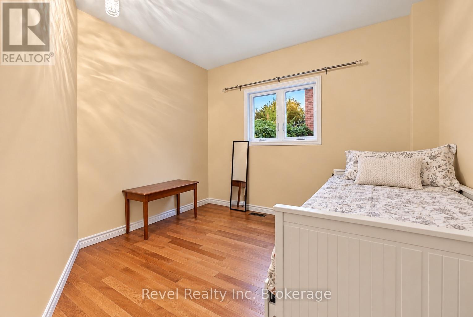 373 First Avenue E Property Photo 12