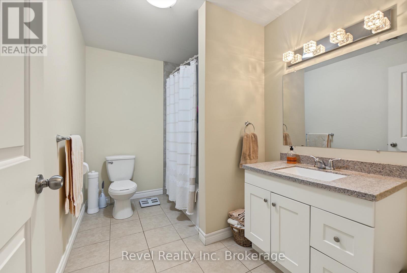 373 First Avenue E Property Photo 23