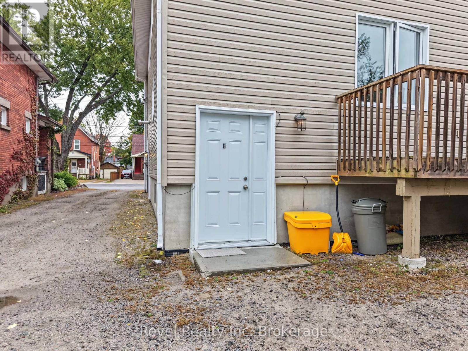 373 First Avenue E Property Photo 35