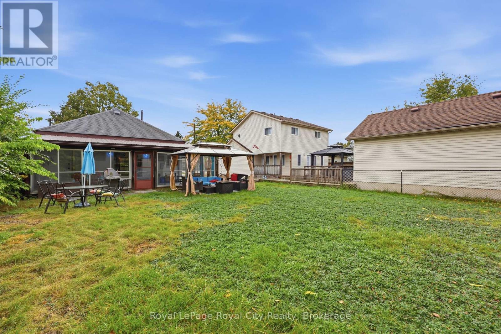 22 Hill Avenue Property Photo 36