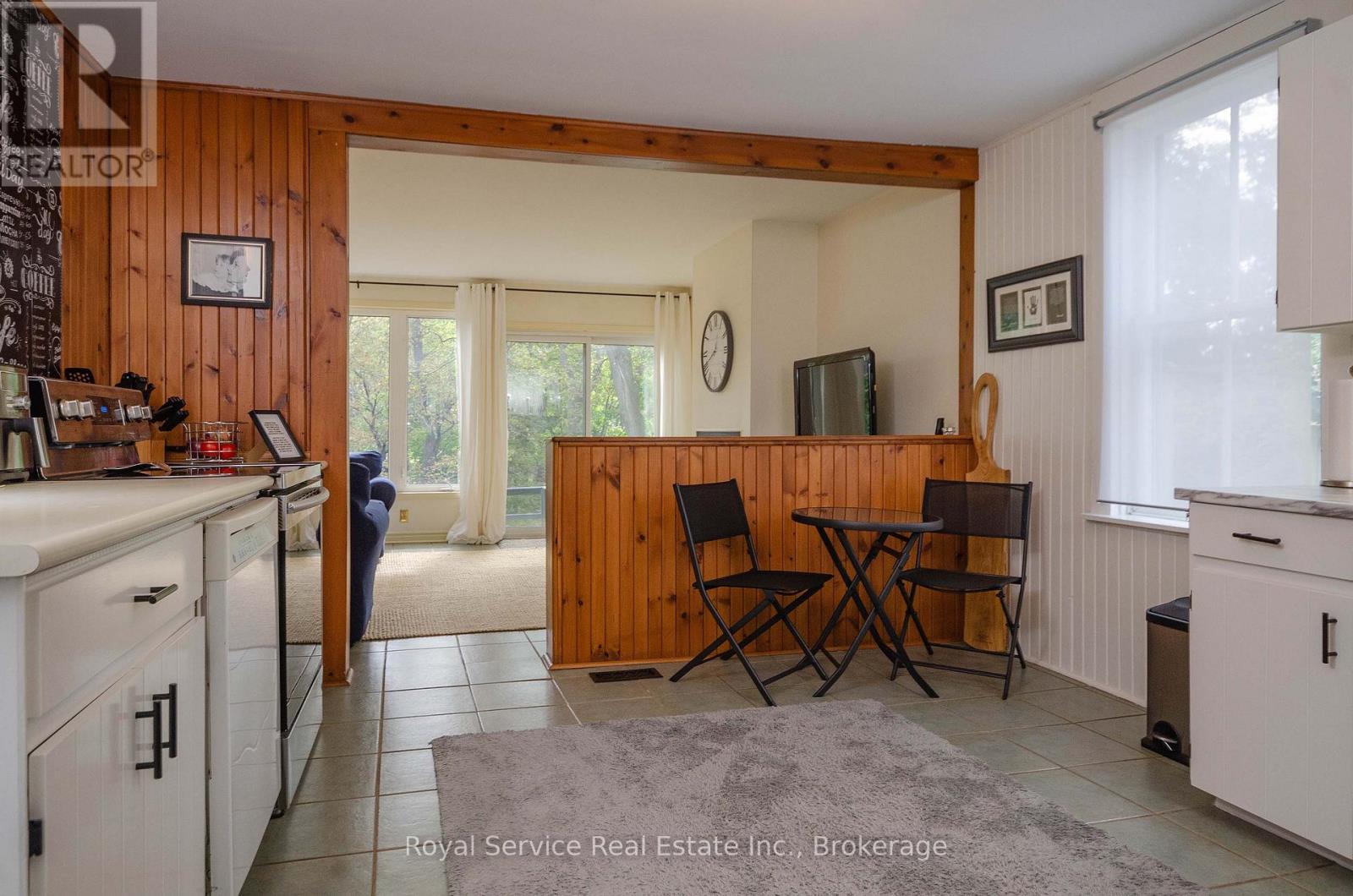 243 Ridout Street Property Photo 12