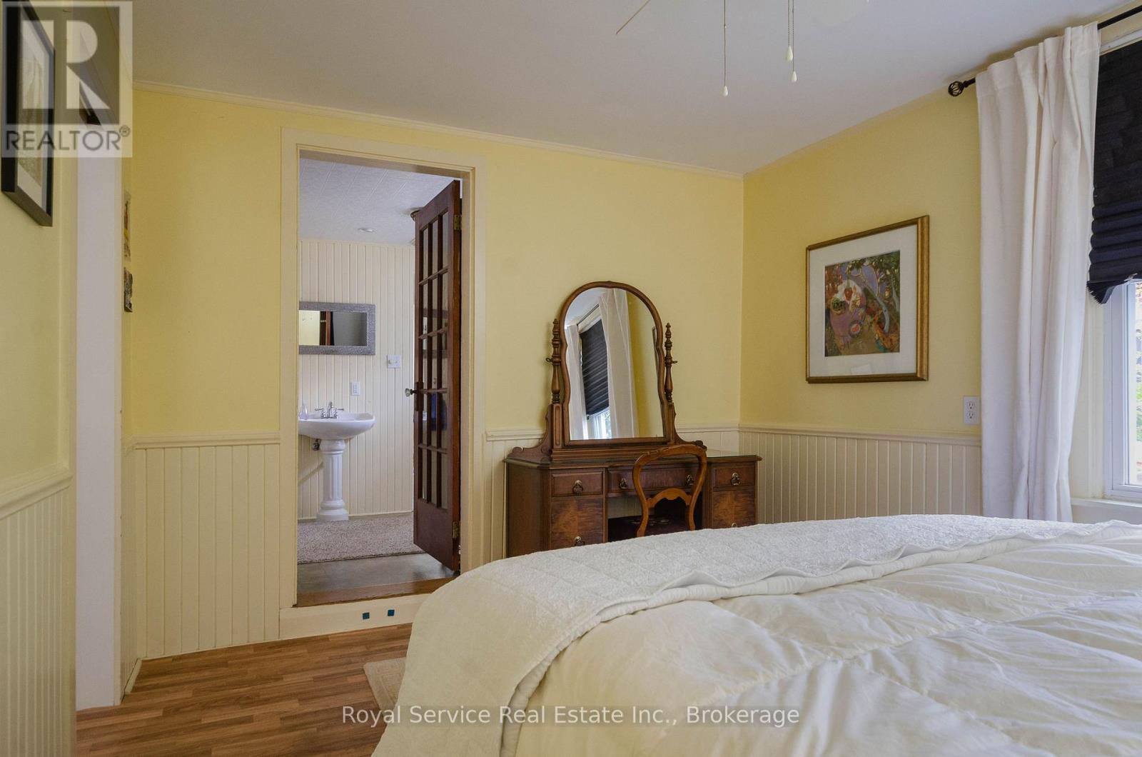 243 Ridout Street Property Photo 17