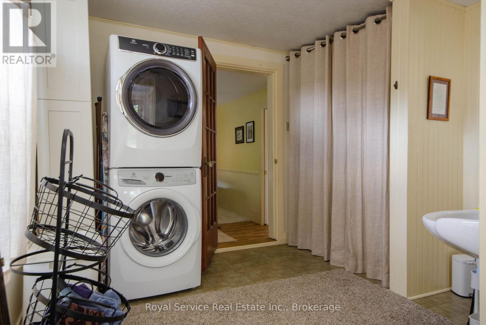 243 Ridout Street Property Photo 18