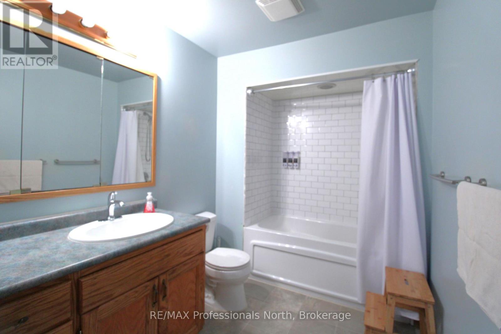 83 Pine Street Property Photo 17