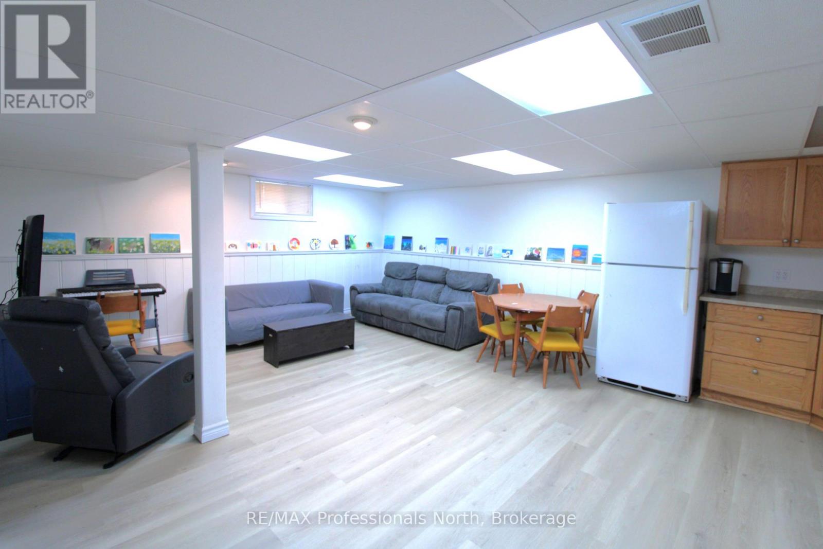 83 Pine Street Property Photo 19
