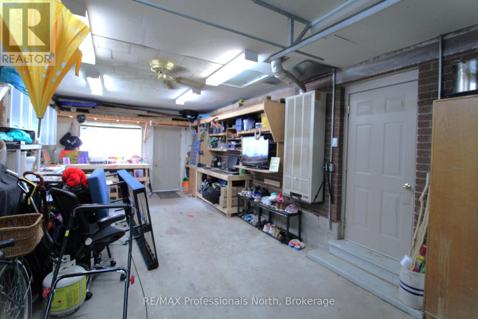 83 Pine Street Property Photo 28