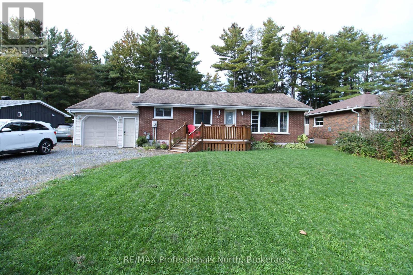 83 Pine Street Property Photo 30