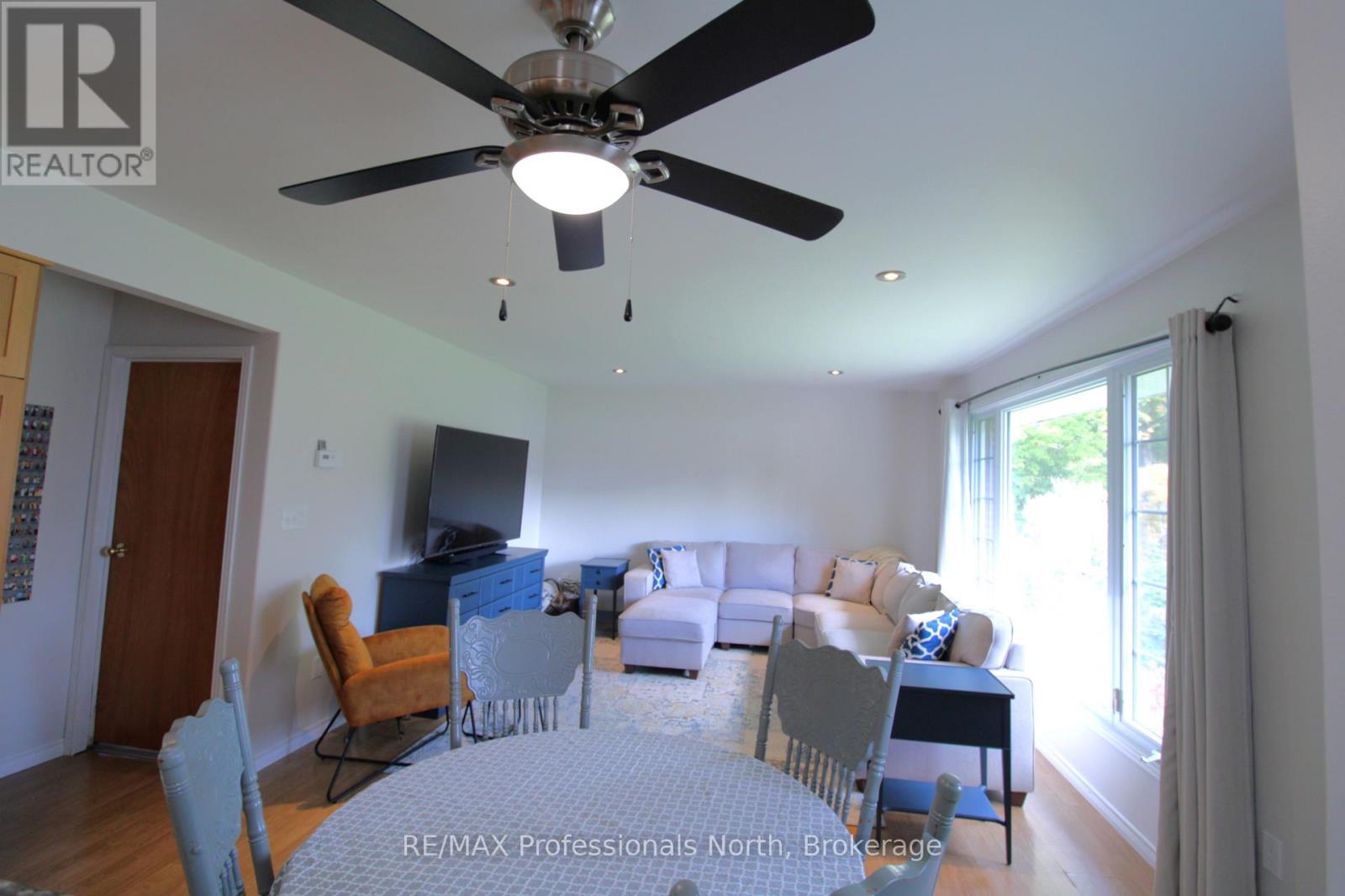 83 Pine Street Property Photo 33