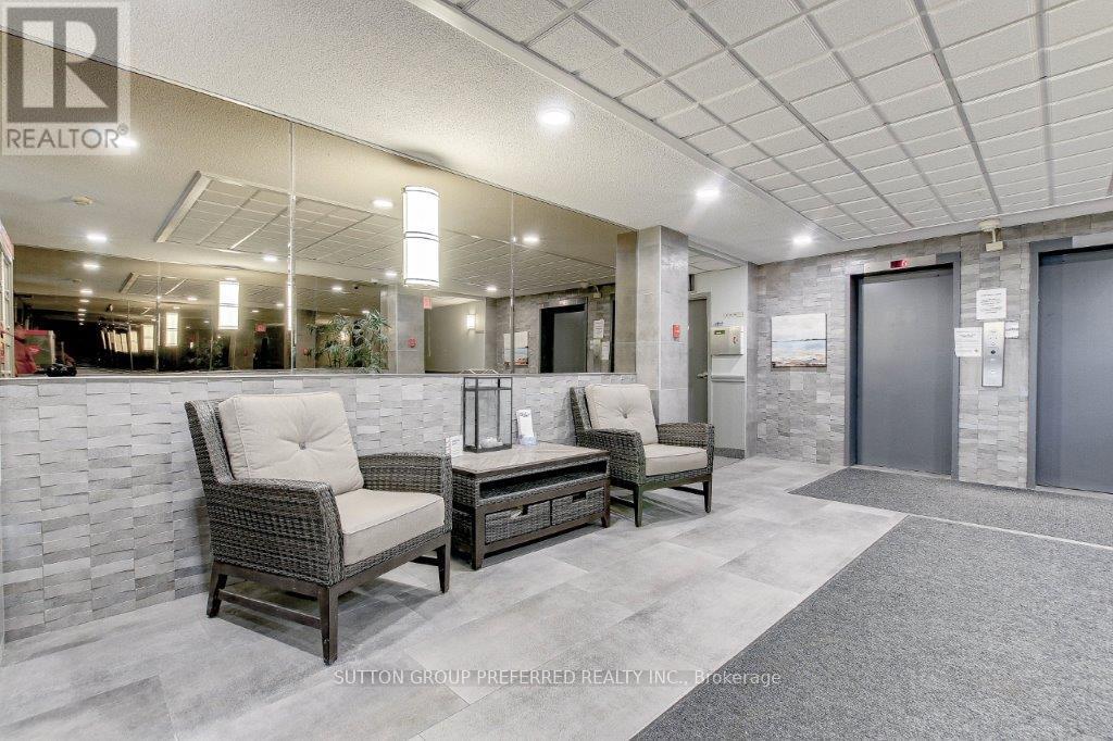 605 - 1600 Adelaide Street N Property Photo 2