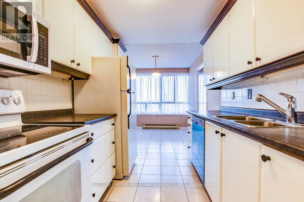 605 - 1600 Adelaide Street N Property Photo 8