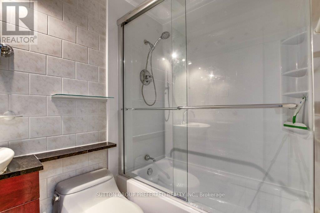 605 - 1600 Adelaide Street N Property Photo 15