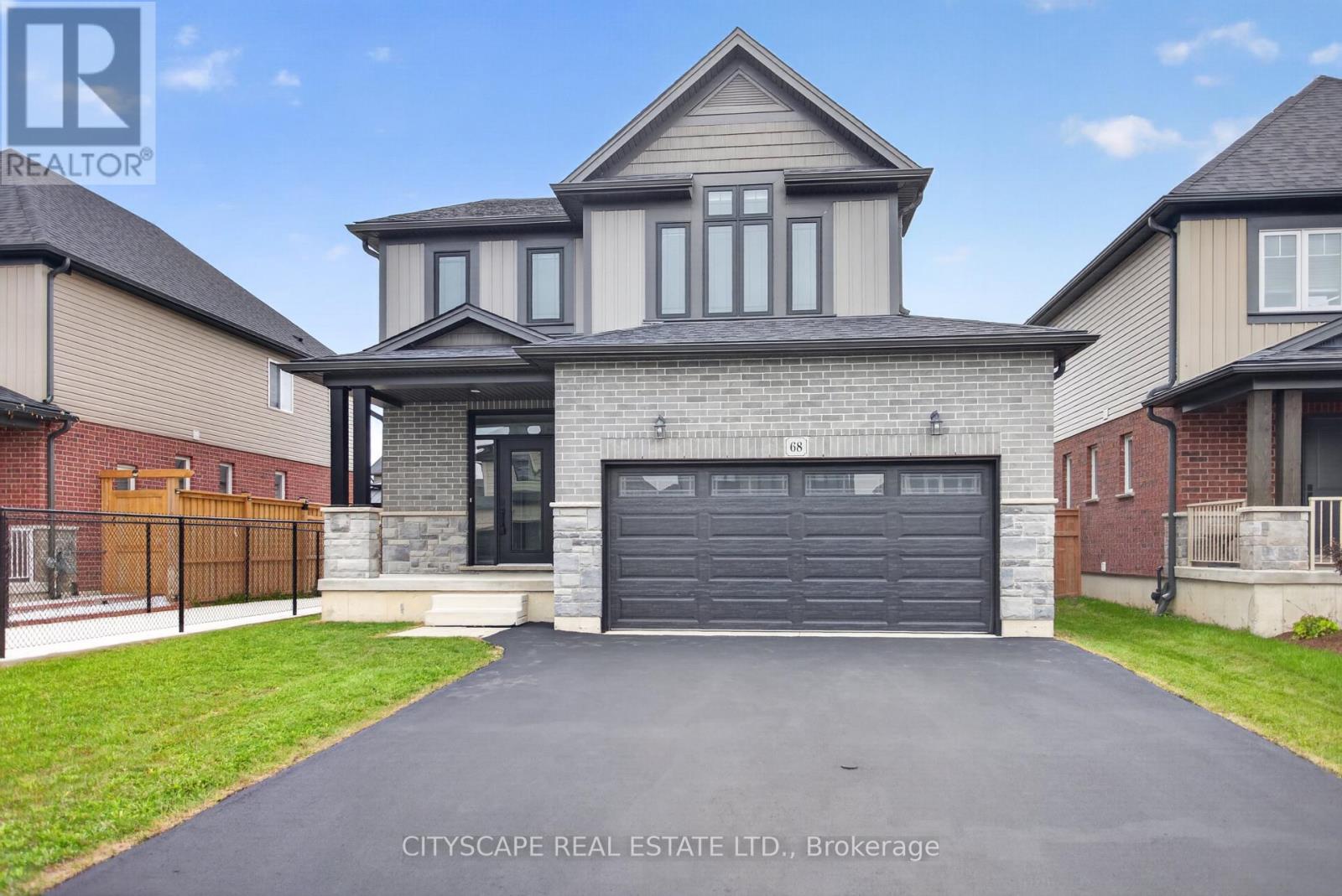 68 Davidson Drive W Property Photo 1