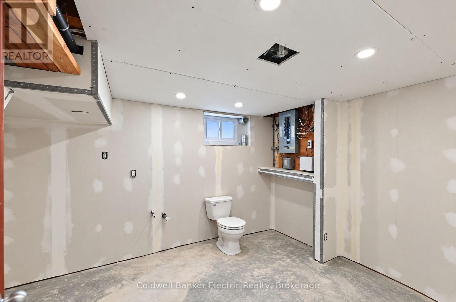 440 Howden Street Property Photo 19