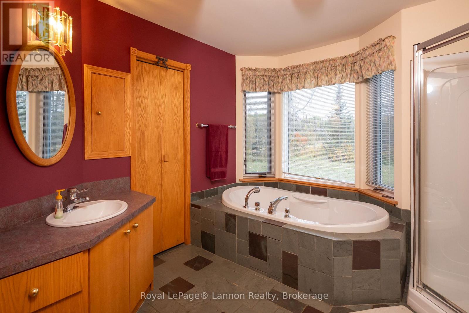 2165 Gregor Road Property Photo 14