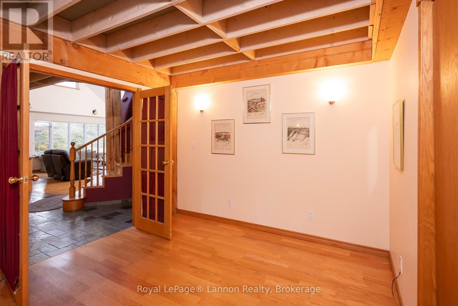 2165 Gregor Road Property Photo 17
